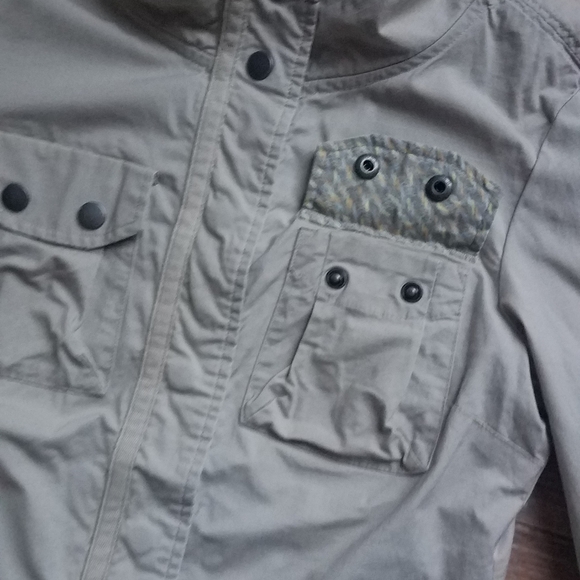 Columbia Utility Jacket - Picture 4 of 16